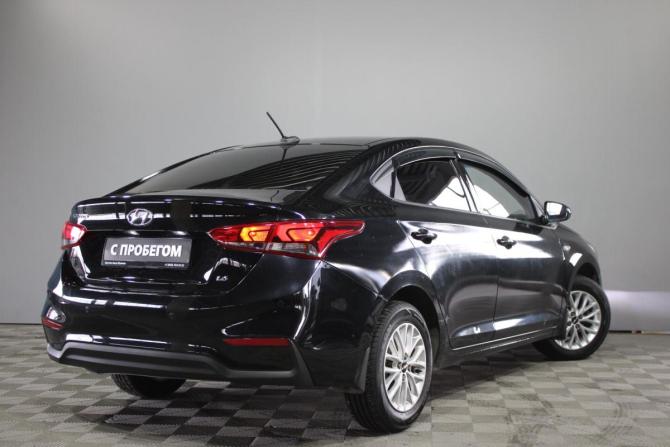 Hyundai Solaris II с пробегом 2019 года, цена 1 380 000 рублей, 57000 км, седан, Автокод Объявления