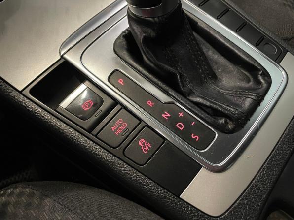 Volkswagen Passat B7 с пробегом 2011 года, цена 659 000 рублей, 249000 км, седан, Автокод Объявления