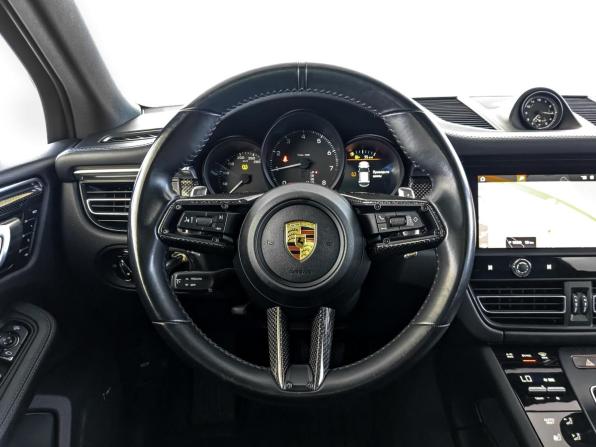 Porsche Macan I Рестайлинг 2 с пробегом 2022 года, цена 6 900 000 рублей, 74465 км, внедорожник, Автокод Объявления