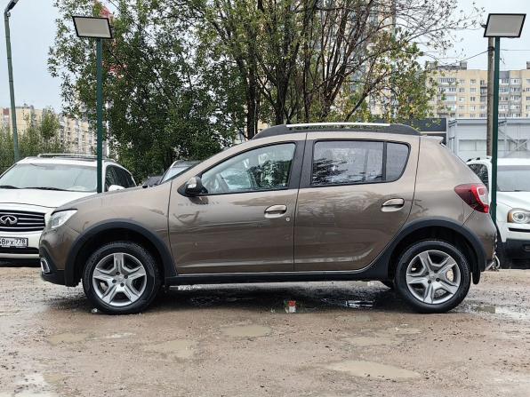 Renault Sandero II Рестайлинг с пробегом 2021 года, цена 1 319 000 рублей, 90000 км, хэтчбек, Автокод Объявления