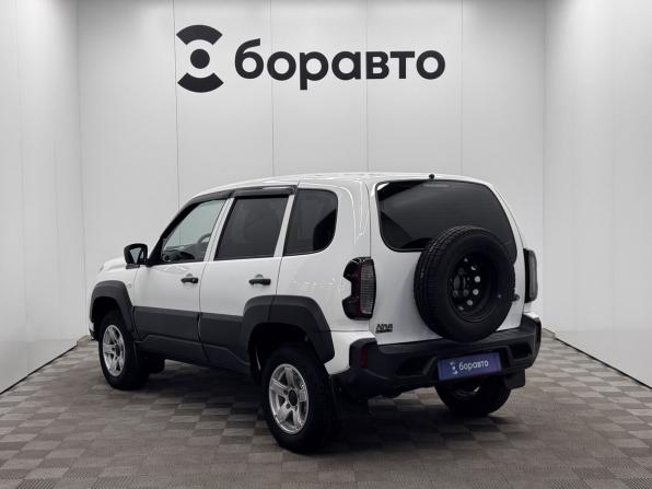 Lada (ВАЗ) Niva Travel I с пробегом 2022 года, цена 880 000 рублей, 35343 км, внедорожник, Автокод Объявления