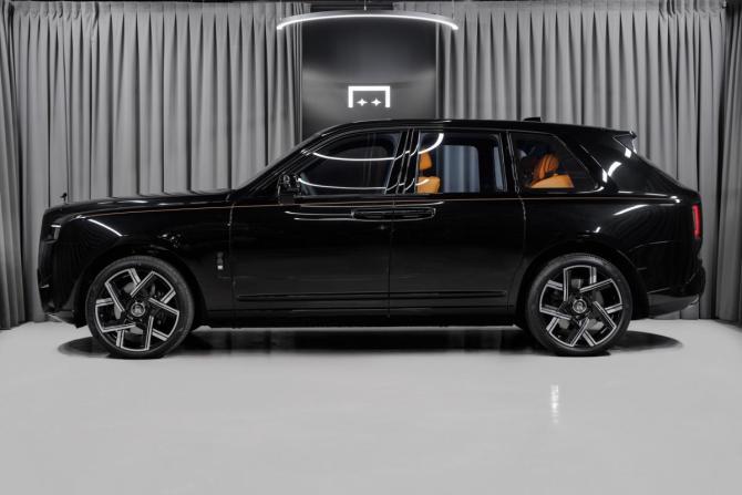 Новый Rolls-Royce Cullinan I Рестайлинг 2025 года, цена 68 738 900 рублей, внедорожник, Автокод Объявления