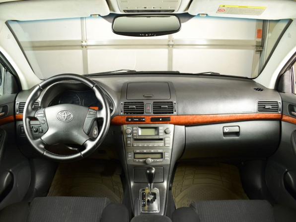 Toyota Avensis II Рестайлинг с пробегом 2008 года, цена 825 999 рублей, 226229 км, седан, Автокод Объявления