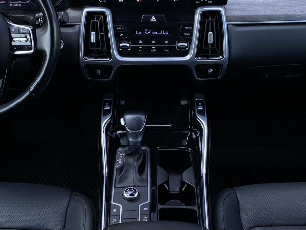 Kia Sorento IV с пробегом 2021 года, цена 3 549 000 рублей, 89531 км, внедорожник, Автокод Объявления