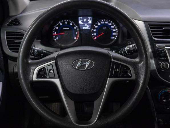 Hyundai Solaris I Рестайлинг с пробегом 2016 года, цена 789 000 рублей, 185085 км, хэтчбек, Автокод Объявления