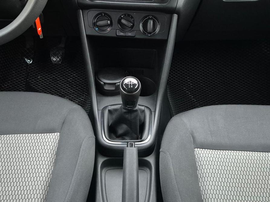 Volkswagen Polo V Екатеринбург  - изображение 11