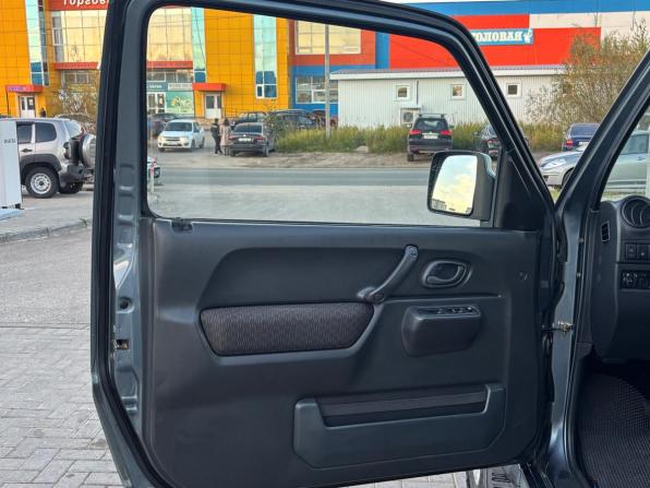 Suzuki Jimny III Рестайлинг 1 с пробегом 2006 года, цена 875 000 рублей, 138194 км, внедорожник, Автокод Объявления