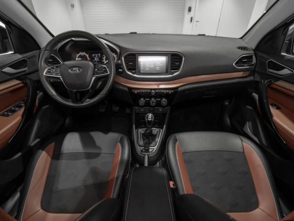Lada (ВАЗ) Vesta I Рестайлинг (NG) с пробегом 2024 года, цена 1 375 000 рублей, 43732 км, седан, Автокод Объявления
