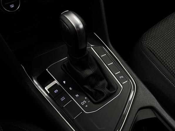 Volkswagen Tiguan II с пробегом 2020 года, цена 1 699 000 рублей, 235044 км, внедорожник, Автокод Объявления