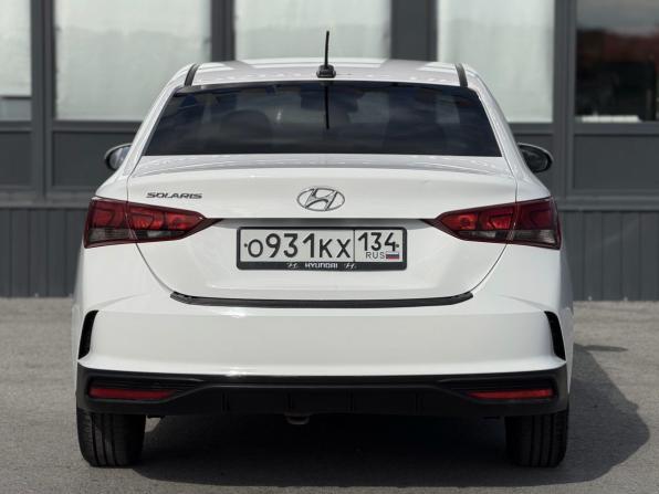 Hyundai Solaris II Рестайлинг с пробегом 2021 года, цена 1 220 000 рублей, 121000 км, седан, Автокод Объявления