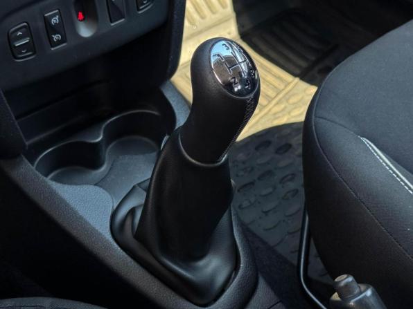 Renault Sandero II Рестайлинг с пробегом 2018 года, цена 1 199 000 рублей, 92581 км, хэтчбек, Автокод Объявления