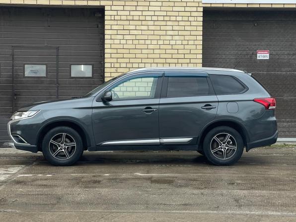 Mitsubishi Outlander III Рестайлинг 2 с пробегом 2016 года, цена 1 719 000 рублей, 161000 км, внедорожник, Автокод Объявления