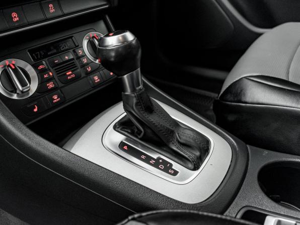 Audi Q3 I (8U) с пробегом 2012 года, цена 1 600 000 рублей, 183283 км, внедорожник, Автокод Объявления