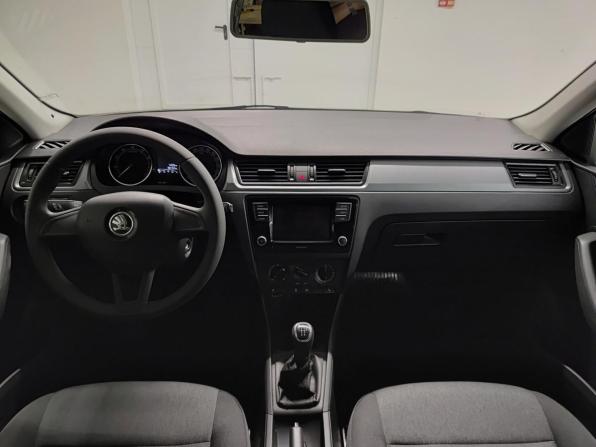 Skoda Rapid I Рестайлинг с пробегом 2018 года, цена 1 266 000 рублей, 98151 км, лифтбек, Автокод Объявления