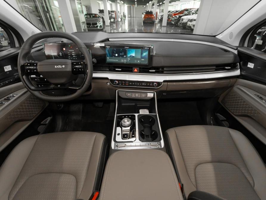 Kia Carnival IV Рестайлинг Москва  - изображение 8