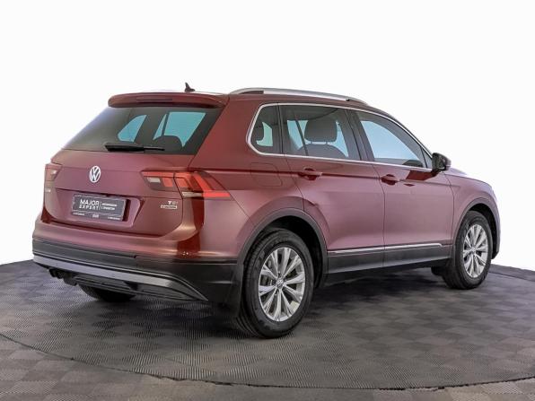 Volkswagen Tiguan II с пробегом 2017 года, цена 2 695 000 рублей, 28958 км, внедорожник, Автокод Объявления