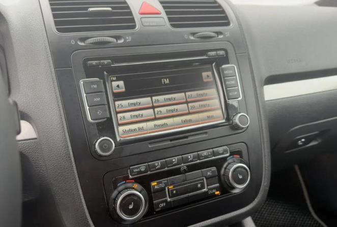 Volkswagen Jetta V с пробегом 2009 года, цена 485 000 рублей, 215486 км, седан, Автокод Объявления