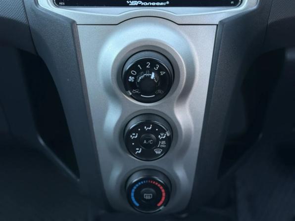 Toyota Vitz II (XP90) с пробегом 2008 года, цена 599 000 рублей, 174891 км, хэтчбек, Автокод Объявления