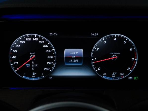 Mercedes-Benz E-Класс V (W213 S213 C238) с пробегом 2018 года, цена 3 049 777 рублей, 161255 км, седан, Автокод Объявления