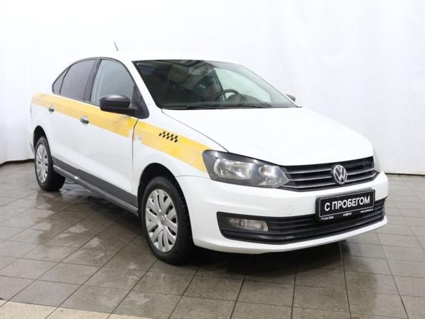 Volkswagen Polo V Рестайлинг с пробегом 2019 года, цена 530 000 рублей, 304324 км, седан, Автокод Объявления