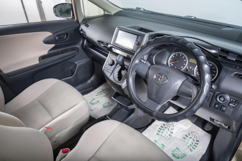 Toyota Wish II Рестайлинг Томск  - изображение 9