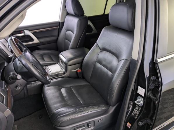 Toyota Land Cruiser 200 Series Рестайлинг 2 с пробегом 2016 года, цена 5 500 000 рублей, 185939 км, внедорожник, Автокод Объявления