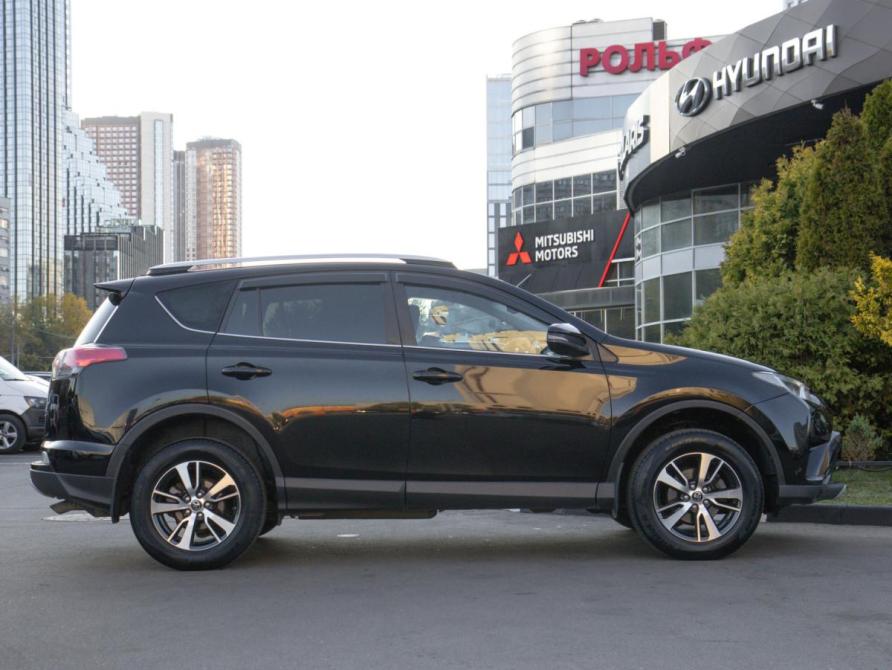 Toyota RAV4 IV (XA40) Рестайлинг Москва  - изображение 3