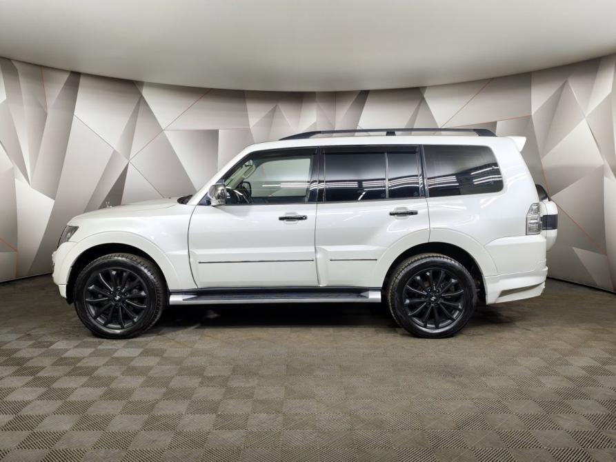 Mitsubishi Pajero IV Рестайлинг 2 Москва  - изображение 5