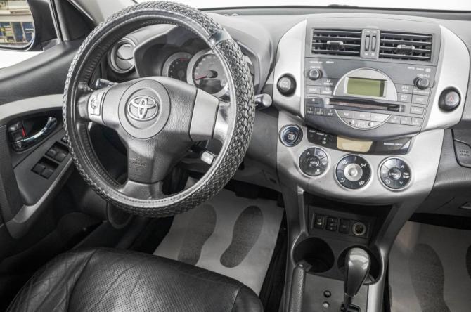 Toyota RAV4 III (XA30) с пробегом 2007 года, цена 1 329 000 рублей, 236000 км, внедорожник, Автокод Объявления