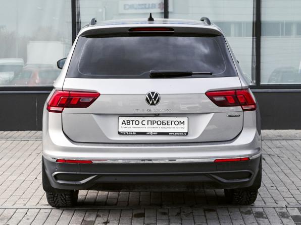 Volkswagen Tiguan II Рестайлинг с пробегом 2021 года, цена 2 790 000 рублей, 81319 км, внедорожник, Автокод Объявления