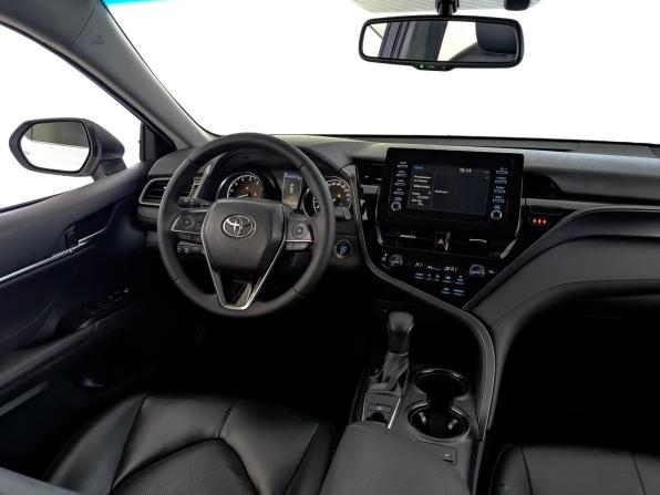 Toyota Camry VIII (XV70) Рестайлинг с пробегом 2021 года, цена 3 195 000 рублей, 47174 км, седан, Автокод Объявления