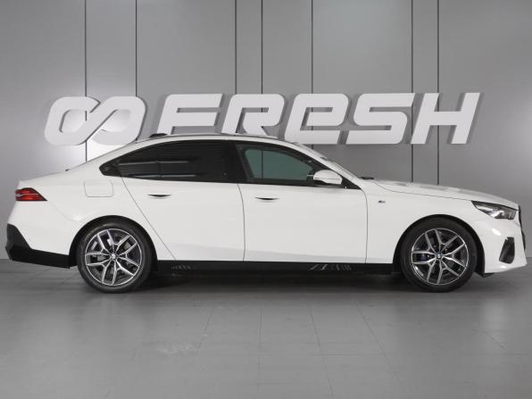 BMW 5 серии VIII (G60/G61/G68) с пробегом 2024 года, цена 7 918 000 рублей, 16015 км, седан, Автокод Объявления