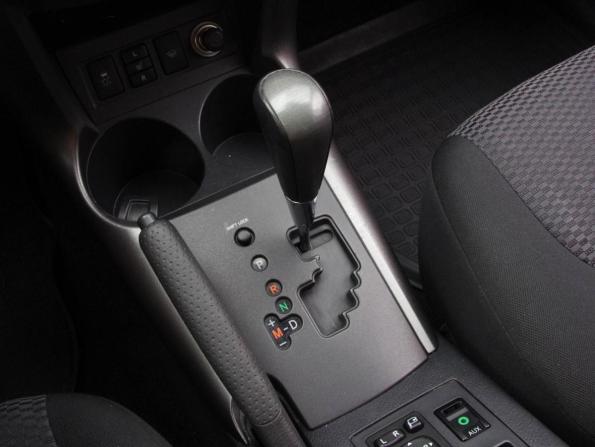 Toyota RAV4 III (XA30) Рестайлинг с пробегом 2011 года, цена 1 619 000 рублей, 95861 км, внедорожник, Автокод Объявления