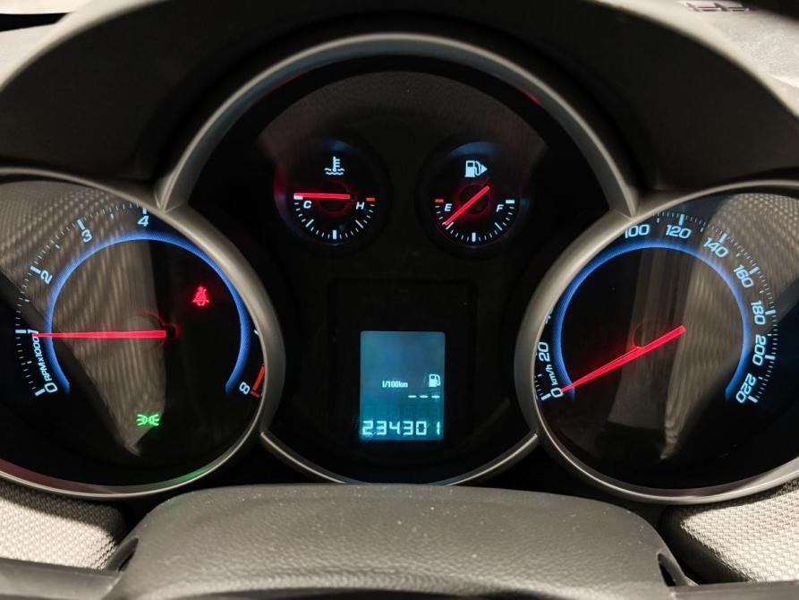 Chevrolet Cruze I Рестайлинг Екатеринбург  - изображение 17
