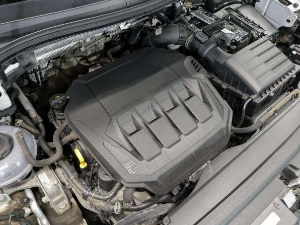 Volkswagen Tiguan II Рестайлинг с пробегом 2021 года, цена 3 150 000 рублей, 52829 км, внедорожник, Автокод Объявления