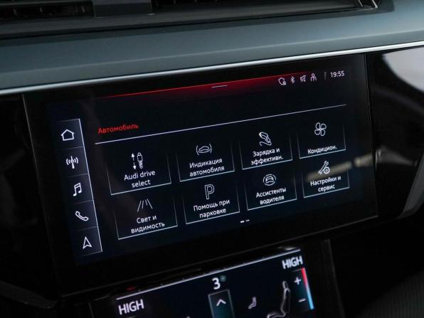 Audi e-tron I с пробегом 2021 года, цена 3 849 077 рублей, 34333 км, внедорожник, Автокод Объявления