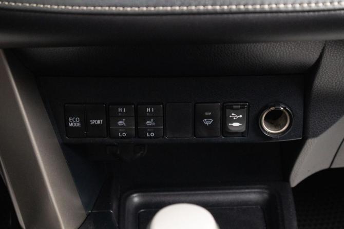 Toyota RAV4 IV (XA40) с пробегом 2014 года, цена 2 189 000 рублей, 254000 км, внедорожник, Автокод Объявления