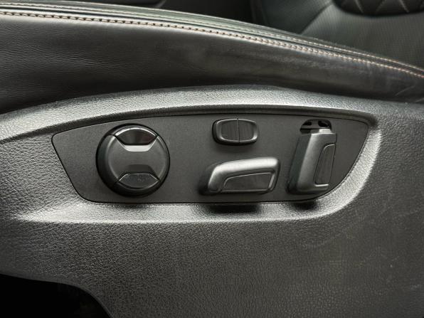 Volkswagen Touareg II Рестайлинг с пробегом 2016 года, цена 2 599 000 рублей, 223607 км, внедорожник, Автокод Объявления