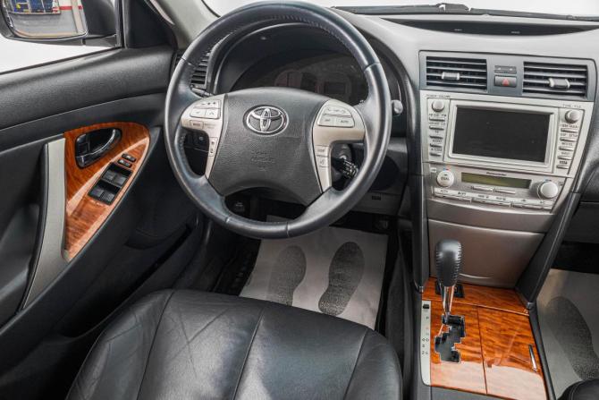 Toyota Camry VI (XV40) Рестайлинг с пробегом 2010 года, цена 1 469 000 рублей, 270000 км, седан, Автокод Объявления
