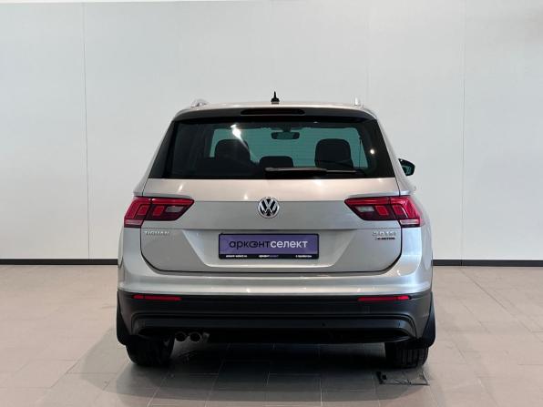 Volkswagen Tiguan II с пробегом 2017 года, цена 2 720 000 рублей, 79000 км, внедорожник, Автокод Объявления