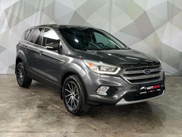 Ford Kuga II Рестайлинг с пробегом 2017 года, цена 1 780 000 рублей, 80400 км, внедорожник, Автокод Объявления