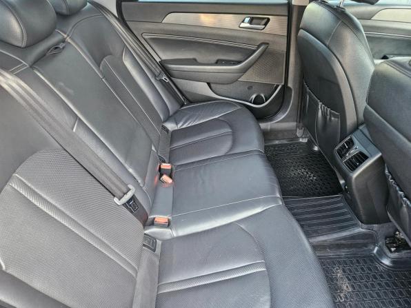 Hyundai Sonata VII (LF) Рестайлинг с пробегом 2019 года, цена 1 627 000 рублей, 130000 км, седан, Автокод Объявления