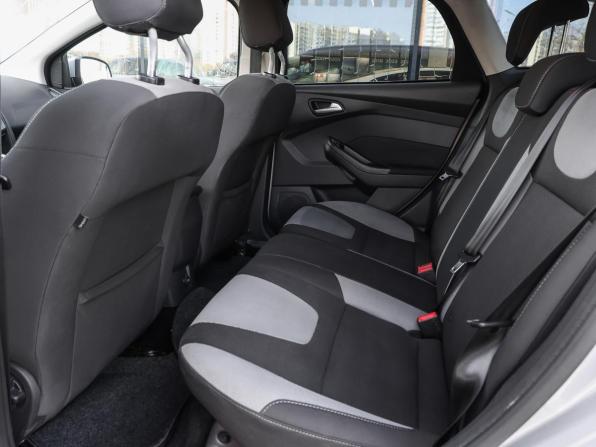 Ford Focus III с пробегом 2013 года, цена 798 000 рублей, 265810 км, универсал, Автокод Объявления