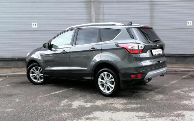 Ford Kuga II Рестайлинг с пробегом 2018 года, цена 1 599 000 рублей, 125147 км, внедорожник, Автокод Объявления