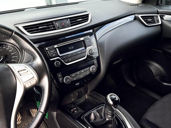 Nissan Qashqai II с пробегом 2016 года, цена 1 699 000 рублей, 79218 км, внедорожник, Автокод Объявления