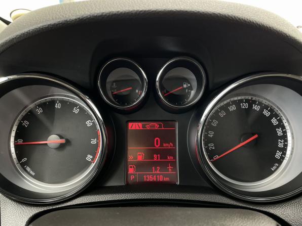 Opel Mokka I с пробегом 2012 года, цена 1 150 000 рублей, 135408 км, внедорожник, Автокод Объявления