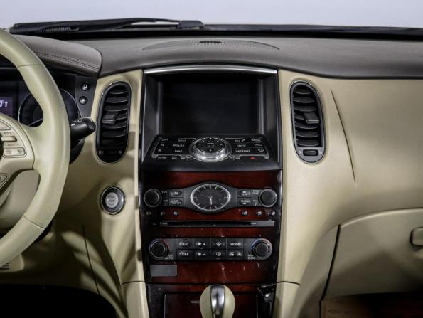 Infiniti QX50 I с пробегом 2015 года, цена 1 950 000 рублей, 200479 км, внедорожник, Автокод Объявления