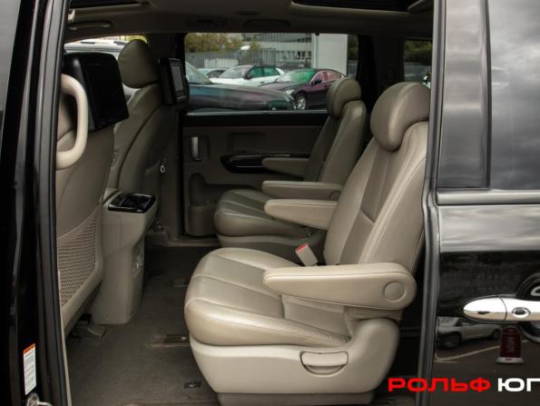 Kia Carnival III с пробегом 2017 года, цена 2 648 000 рублей, 134421 км, минивэн, Автокод Объявления