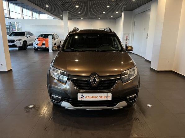 Renault Sandero II Рестайлинг с пробегом 2021 года, цена 1 290 000 рублей, 99010 км, хэтчбек, Автокод Объявления