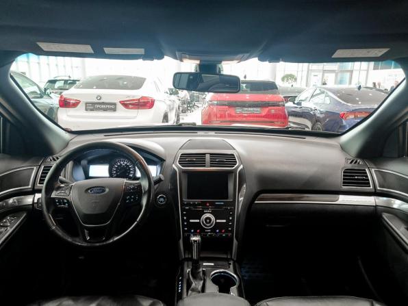 Ford Explorer V Рестайлинг с пробегом 2016 года, цена 2 890 000 рублей, 123000 км, внедорожник, Автокод Объявления